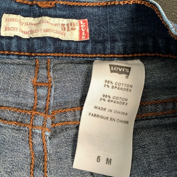Levi’s Women’s Denim Capris, Size 6 - Picture 6 of 6
